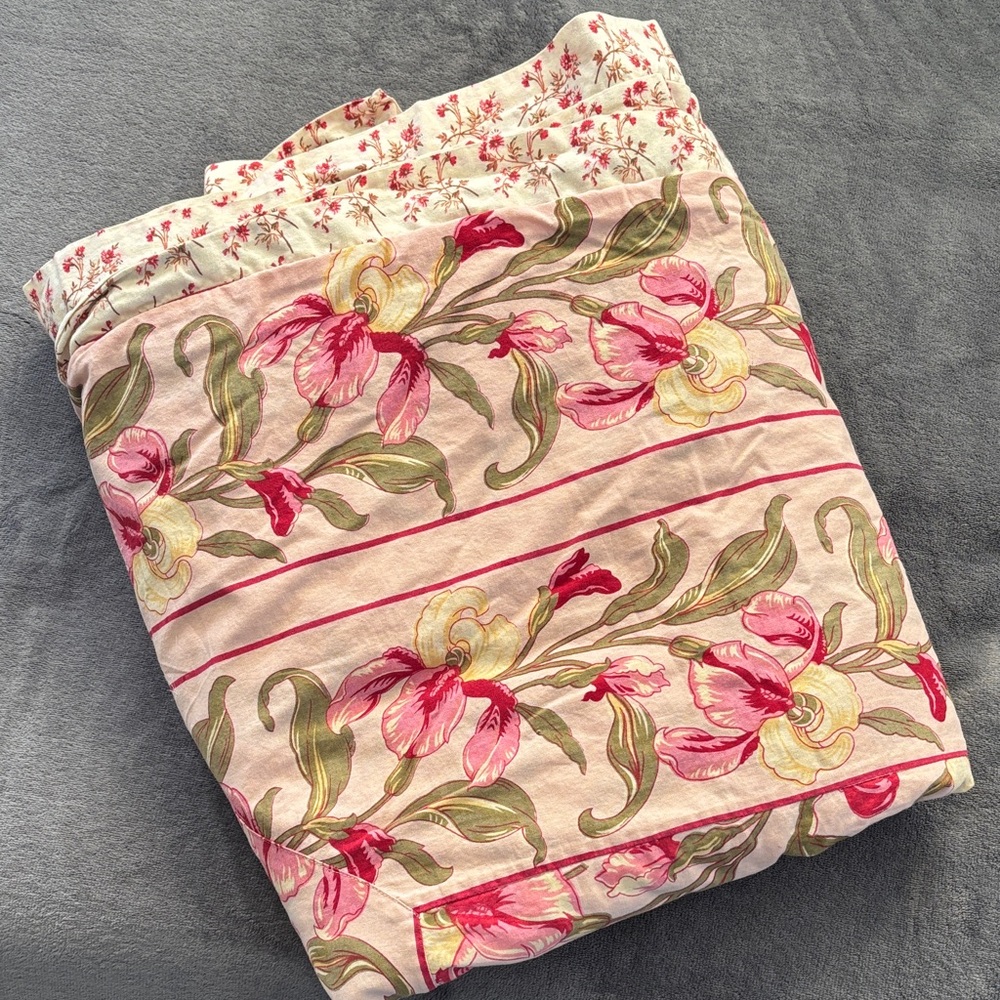 April Cornell Pink Iris Duvet Cover with Matching Pillow Covers